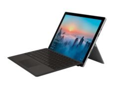 Microsoft Surface Pro 4 (1724) i5-6300U, 256GB SSD, 8GB, Win10 Pro, w/ Surface Keyboard